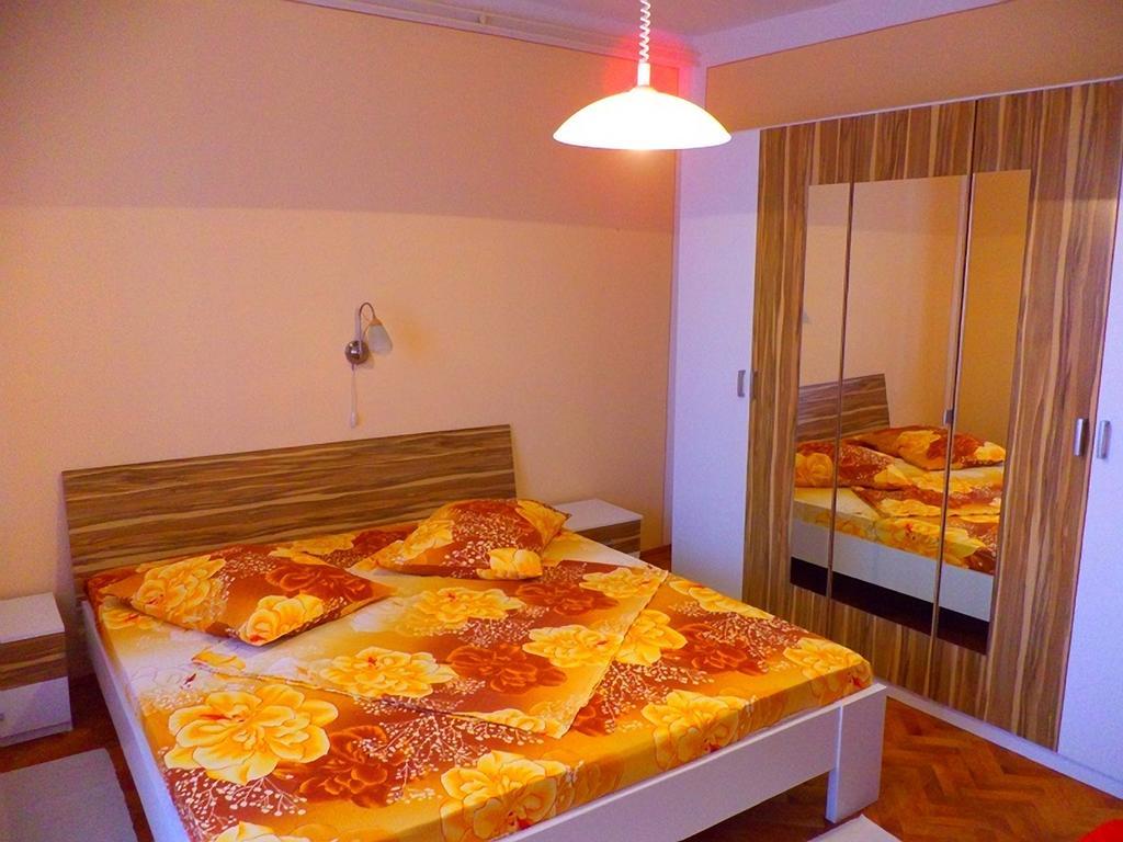 קמפור Apartments Vesna מראה חיצוני תמונה