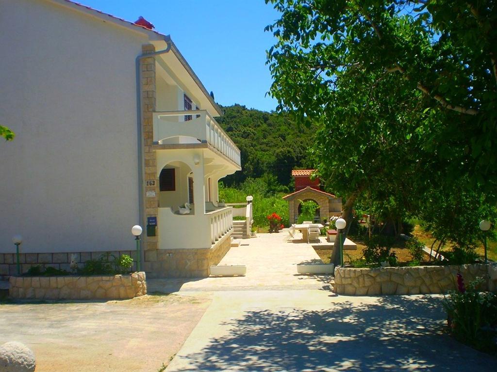 קמפור Apartments Vesna מראה חיצוני תמונה