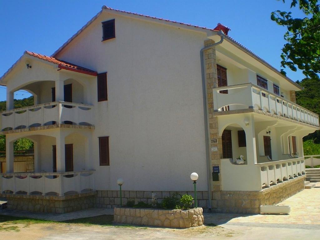 קמפור Apartments Vesna מראה חיצוני תמונה