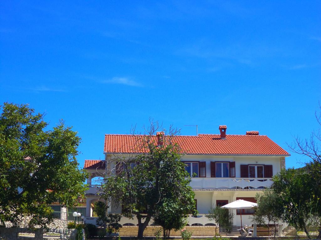 קמפור Apartments Vesna מראה חיצוני תמונה